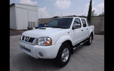 NISSAN FRONTIER 4×4 2014